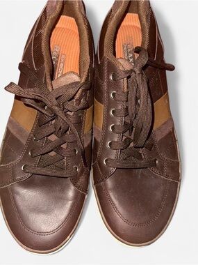 Skechers Brown Leather Sneakers with Tan Accent